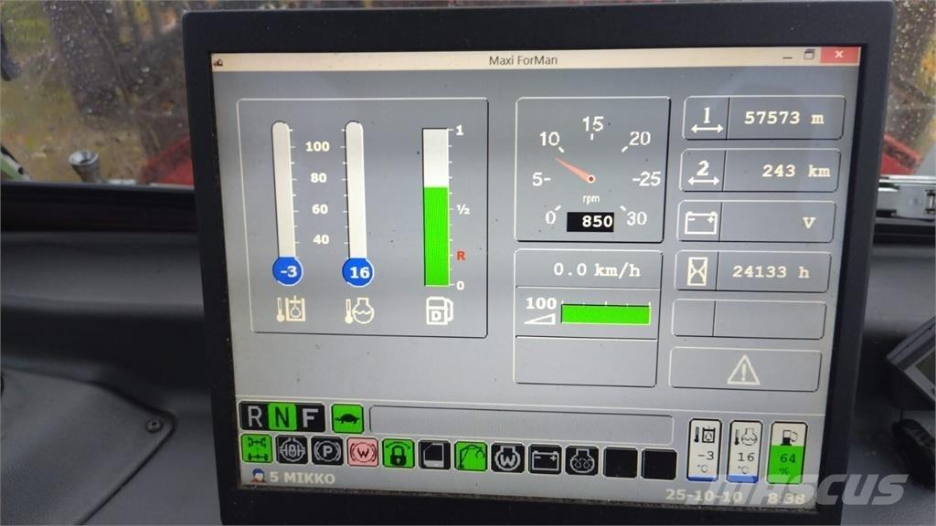 Komatsu 840 TX Forwarderid