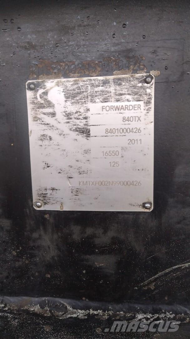Komatsu 840 TX Forwarderid