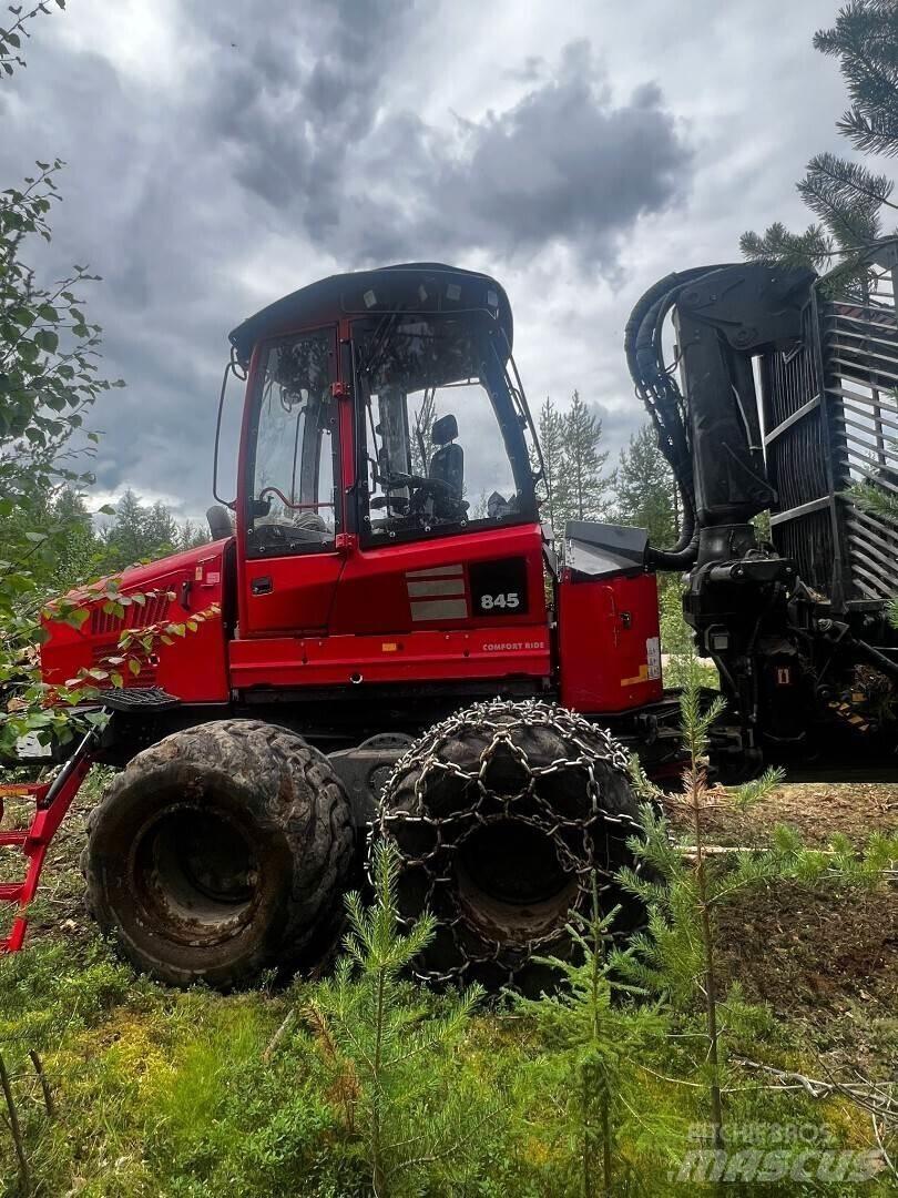 Komatsu 845 Forwarderid