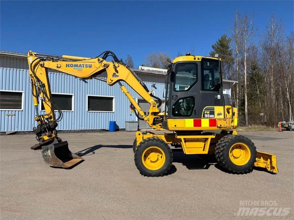Komatsu PW 98MR-6 Ratasekskavaatorid