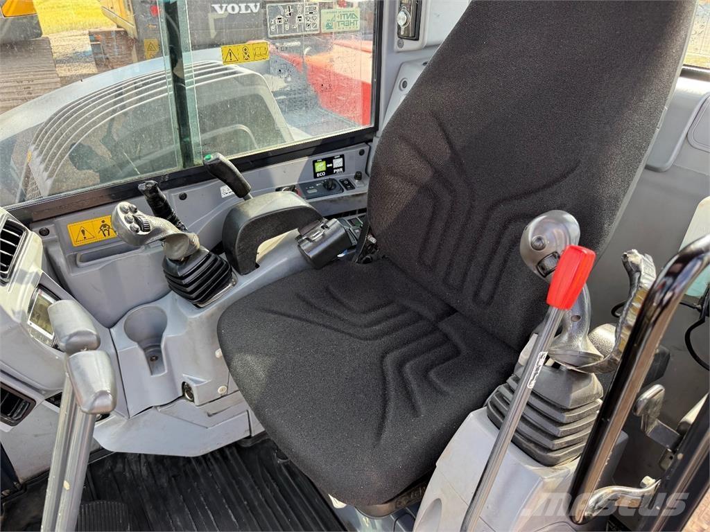 Kubota KX080-4 Väikeekskavaatorid 7t-12t