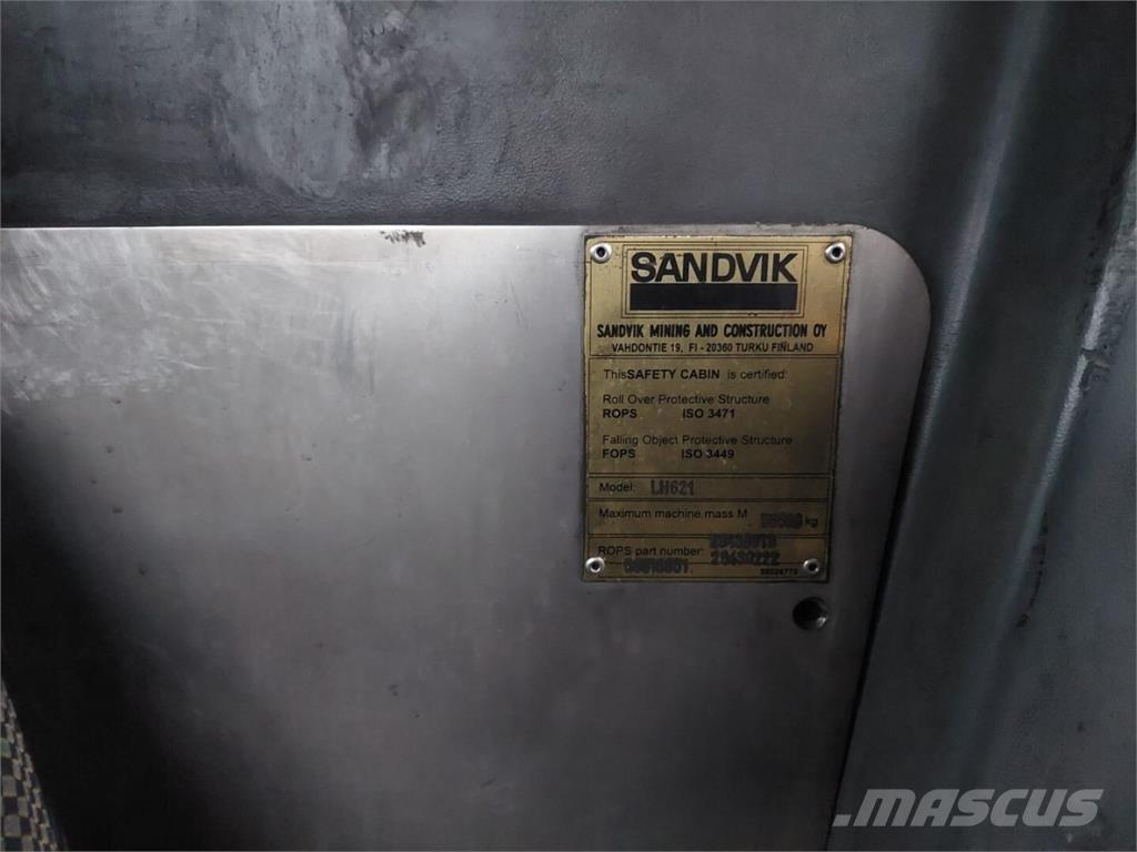 Sandvik TORO 621 Rataslaadurid