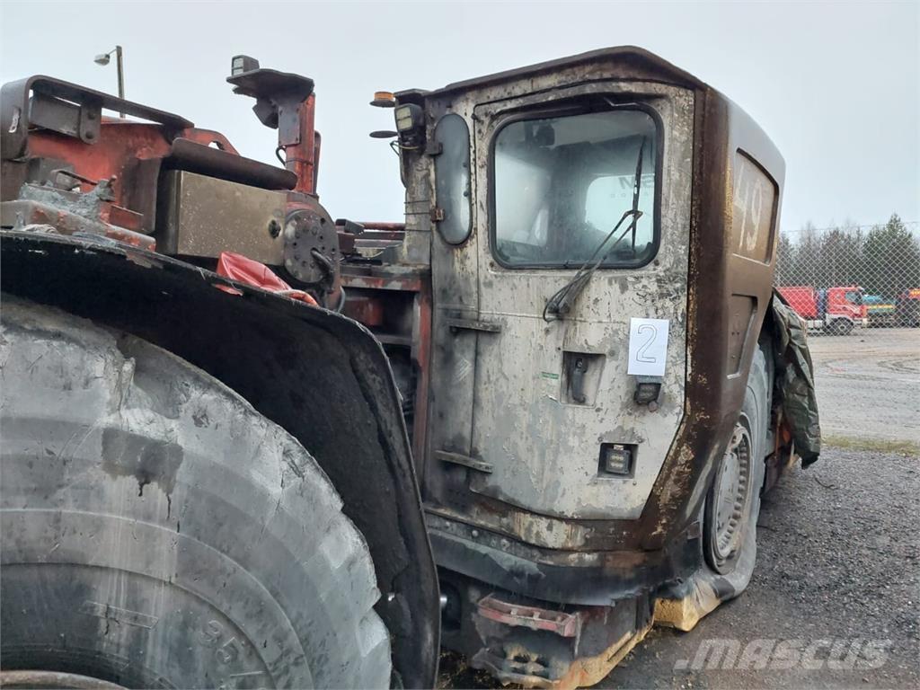 Sandvik TORO 621 Rataslaadurid