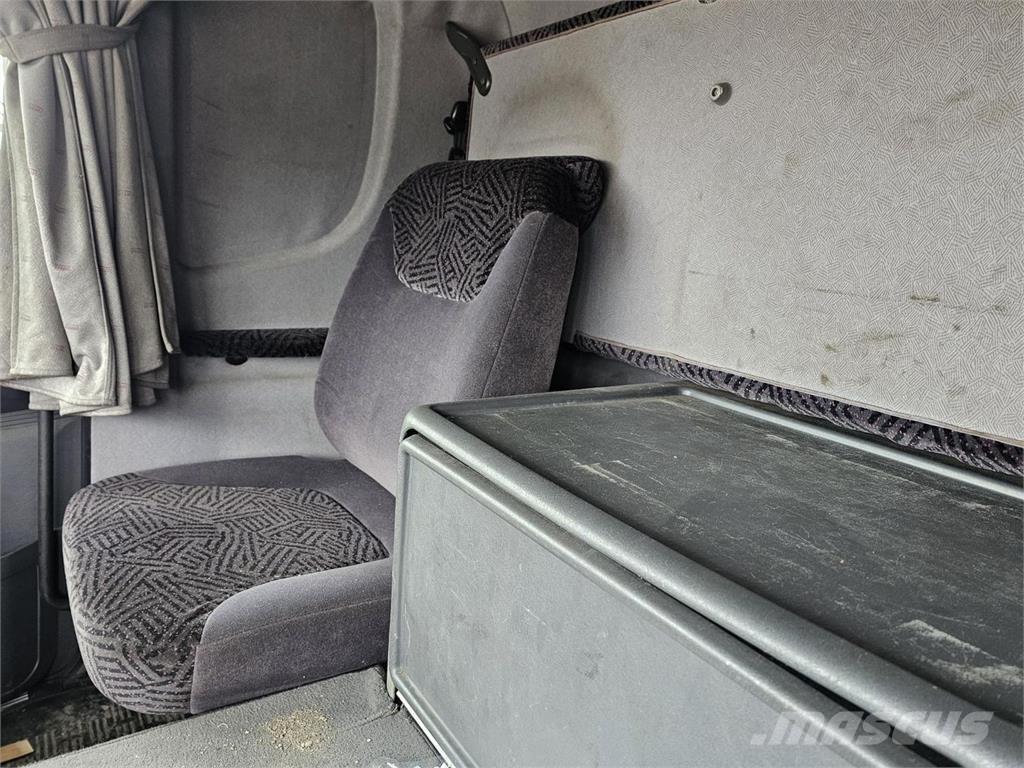 Scania 164L 6x2 Metsaveokid