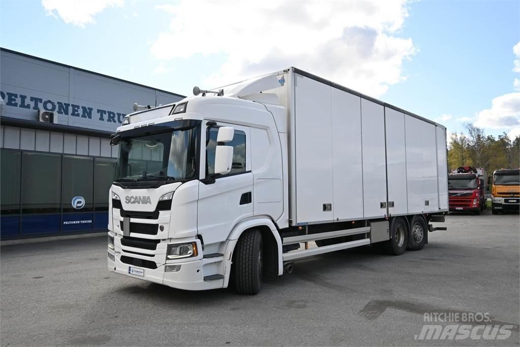 Scania G410 6X2 Furgoonautod