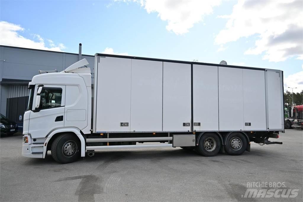 Scania G410 6X2 Furgoonautod