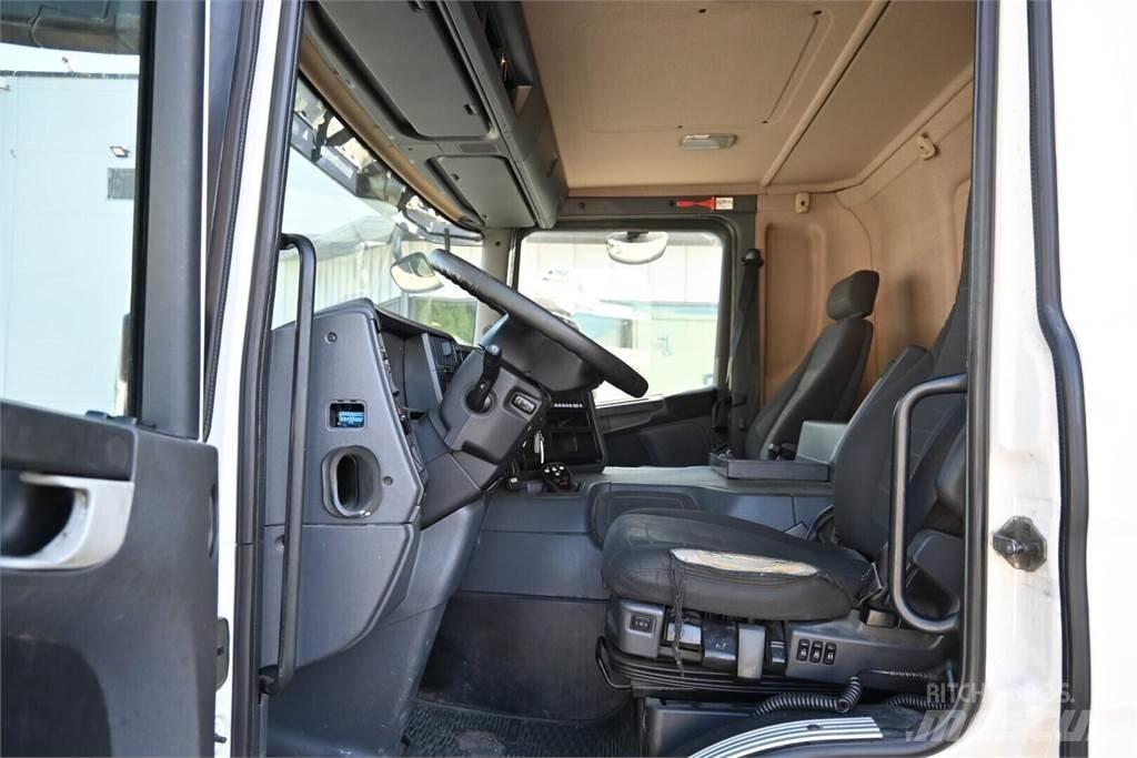 Scania P320 4x2 Furgoonautod