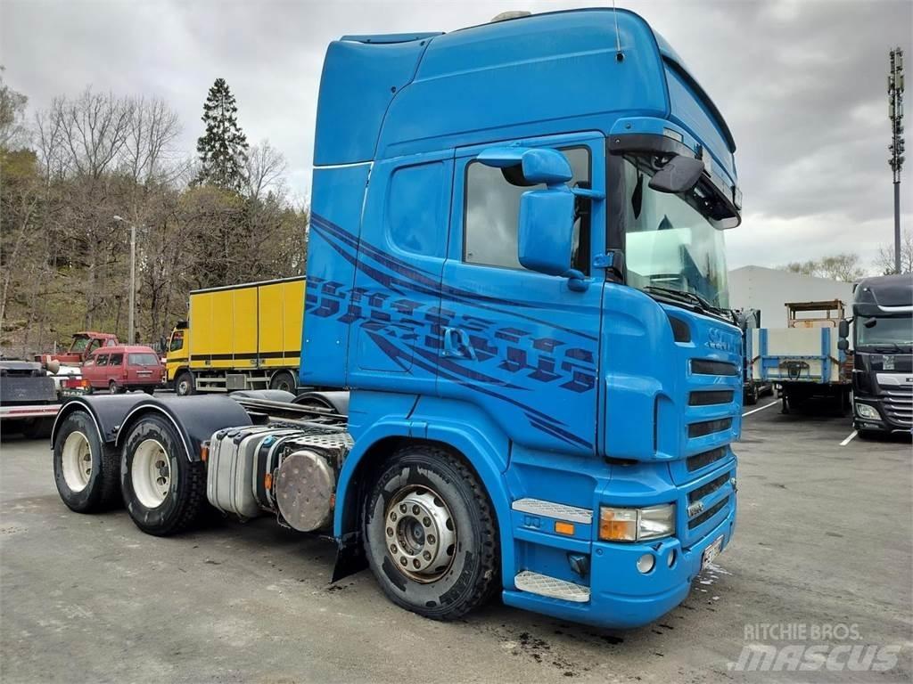 Scania R 560 6X2 Sadulveokid