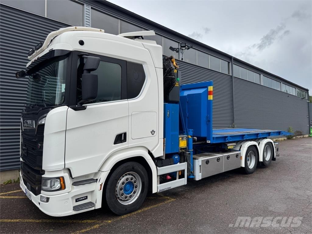 Scania R580 6X2 Kraanaga veokid