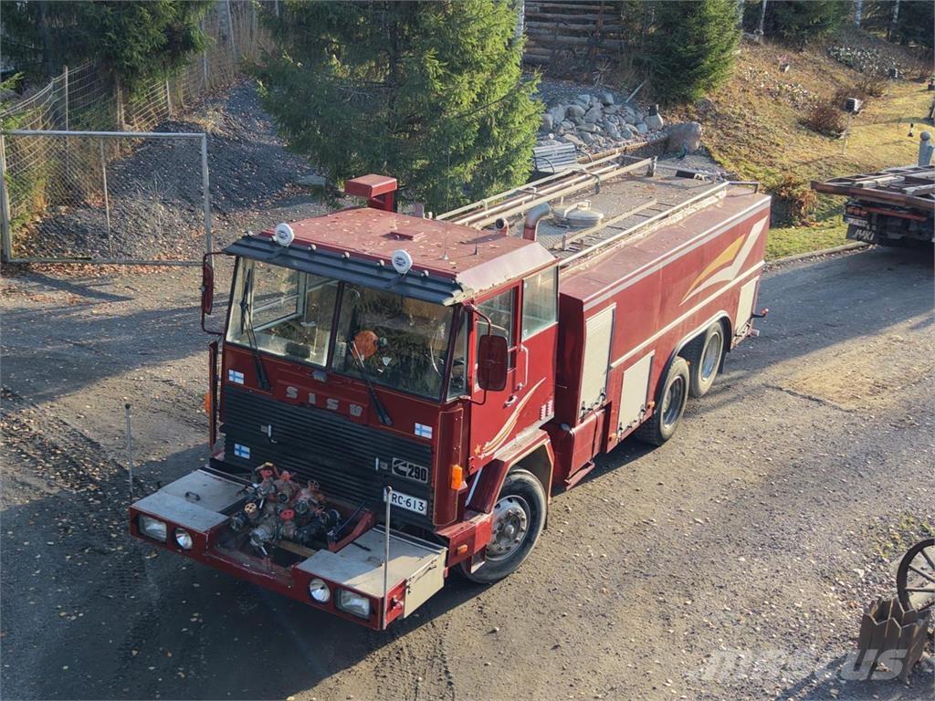 Sisu Paloauto 6X2 Muud veokid