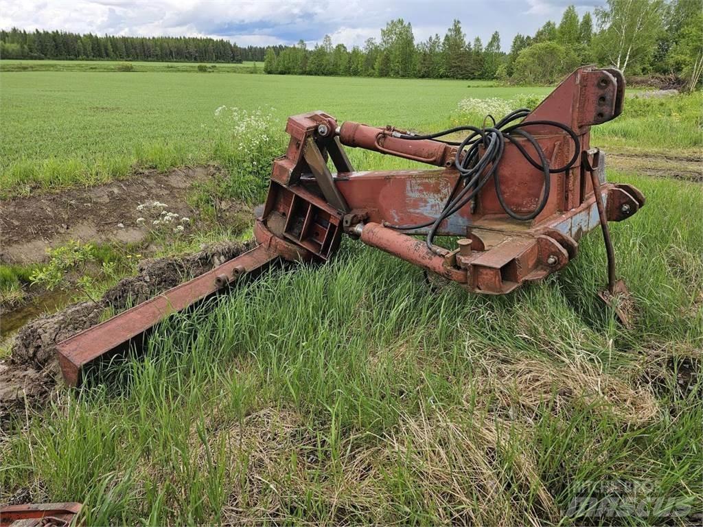  Takalana Muud teekoristamise ja lumekoristamise masinad
