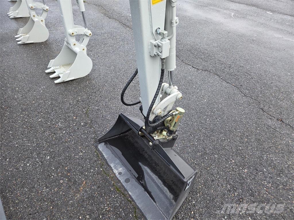 Takeuchi TB210R Miniekskavaatorid < 7 t