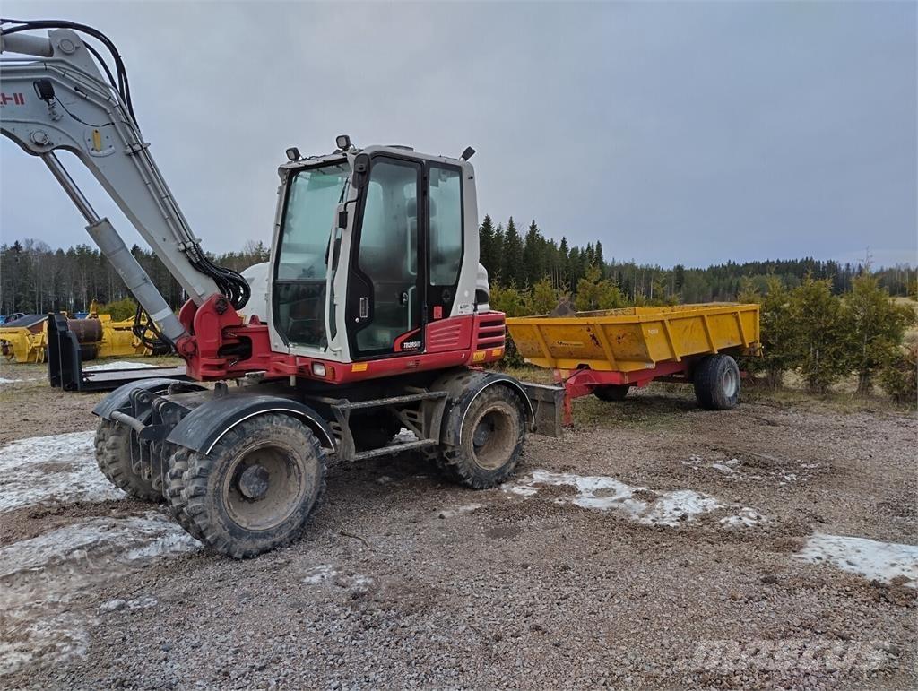 Takeuchi TB295W Ratasekskavaatorid