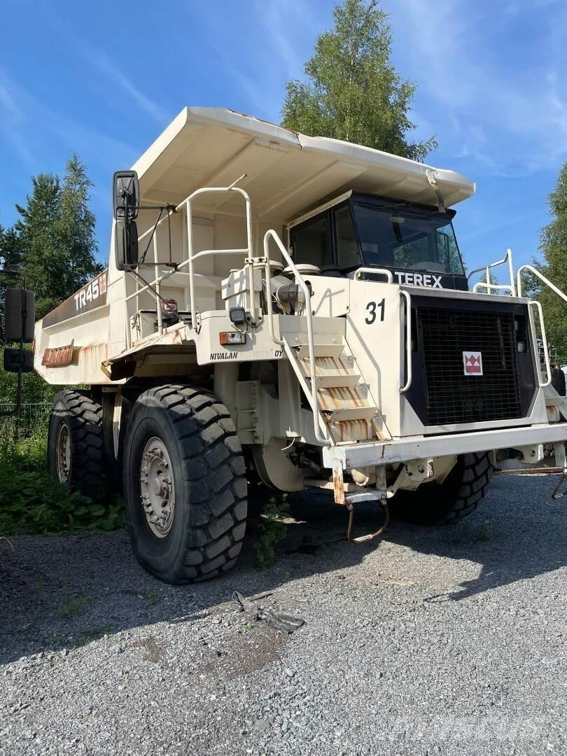 Terex TR 45 Liigendraamiga pinnaseveokid