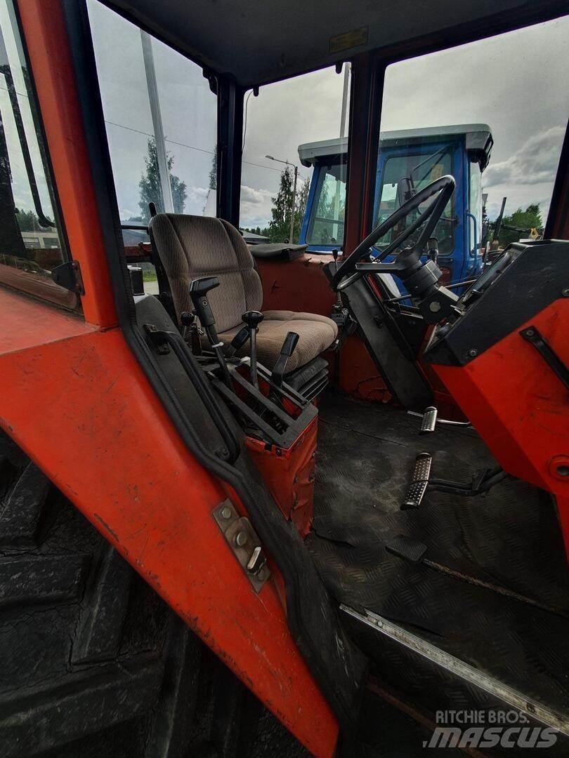 Valmet 605-4 EK Traktorid