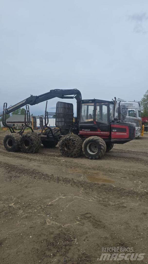 Valmet 820 Forwarderid