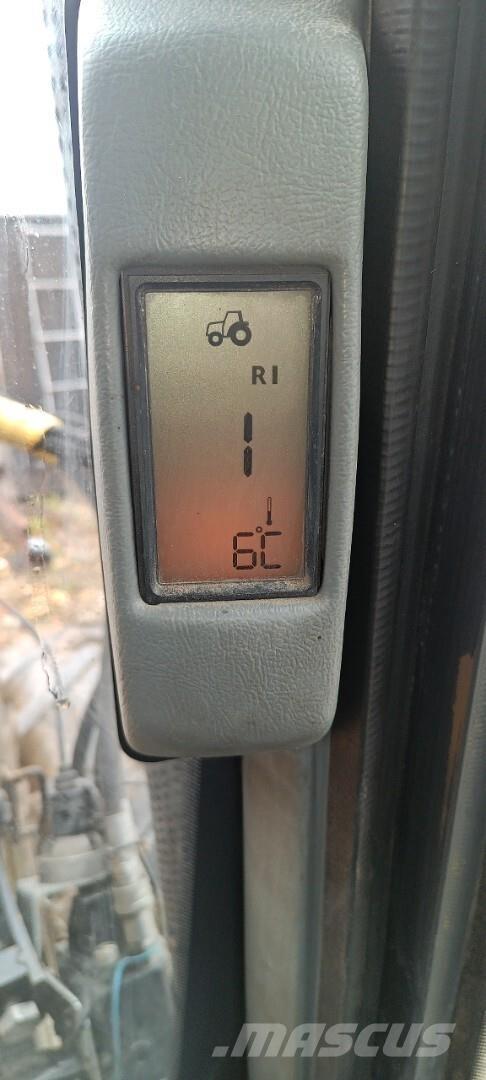 Valtra 8450 Traktorid