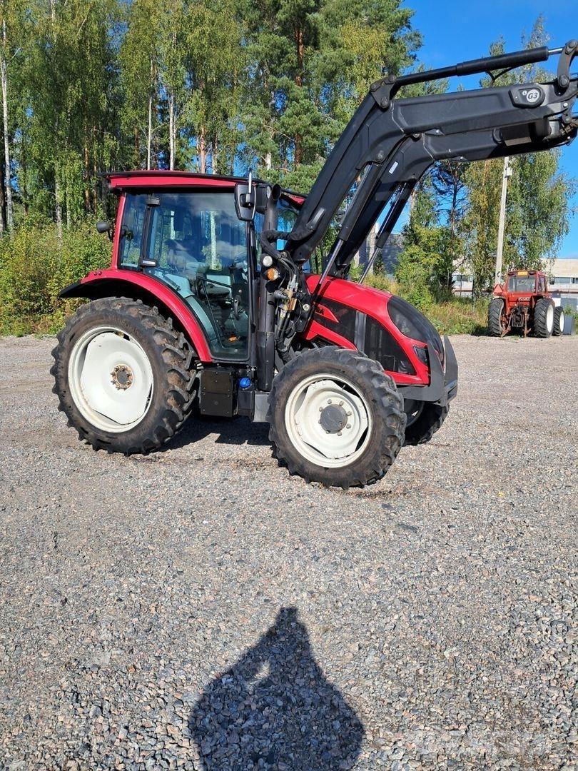 Valtra A94 hitec Traktorid