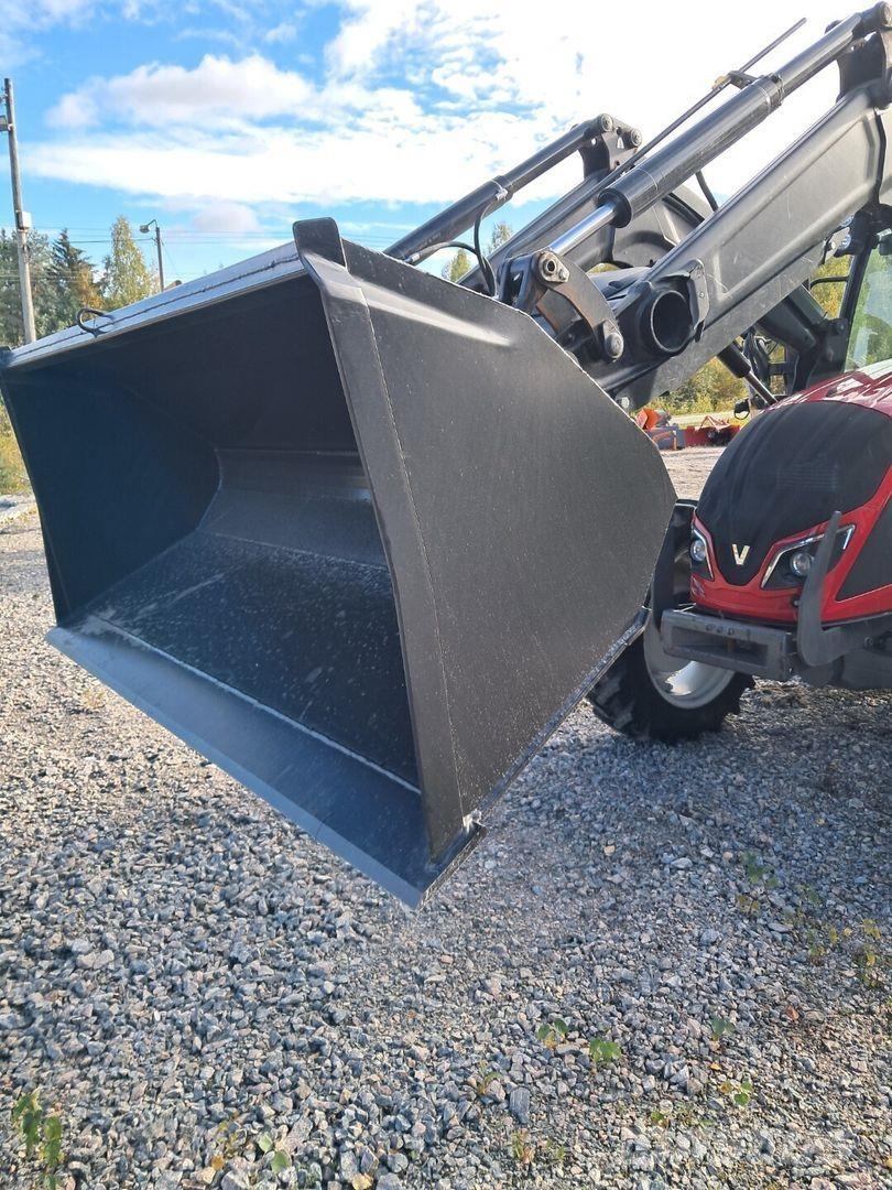 Valtra A94 hitec Traktorid