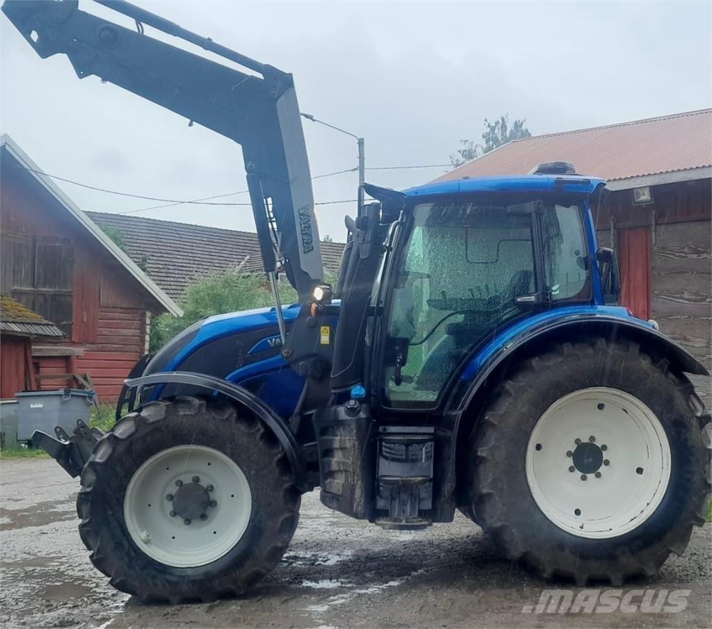 Valtra N134 Traktorid