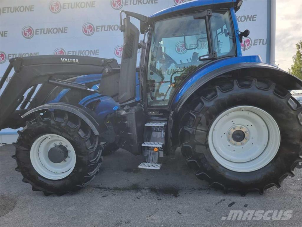 Valtra T145 Traktorid