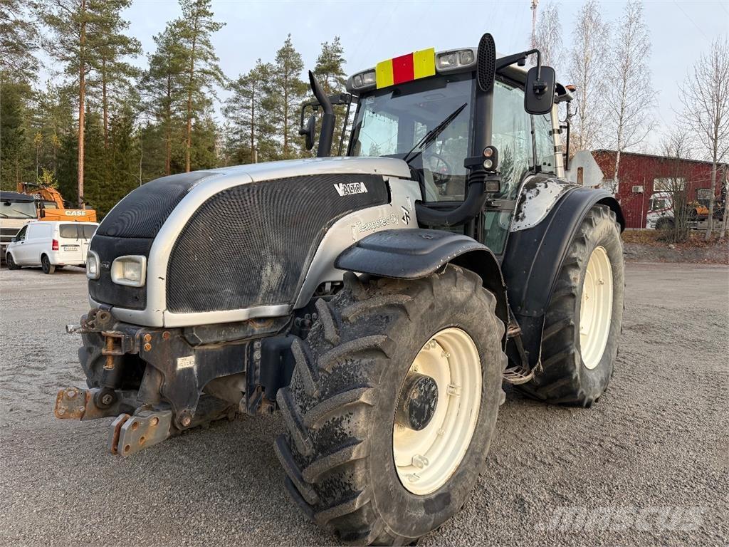 Valtra T190 Traktorid