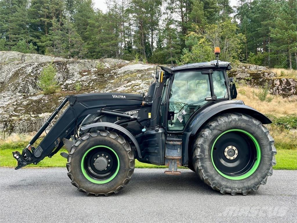 Valtra T234 Versu Traktorid