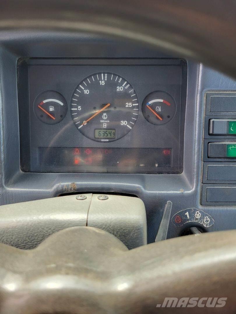 Valtra Valmet 900 Traktorid