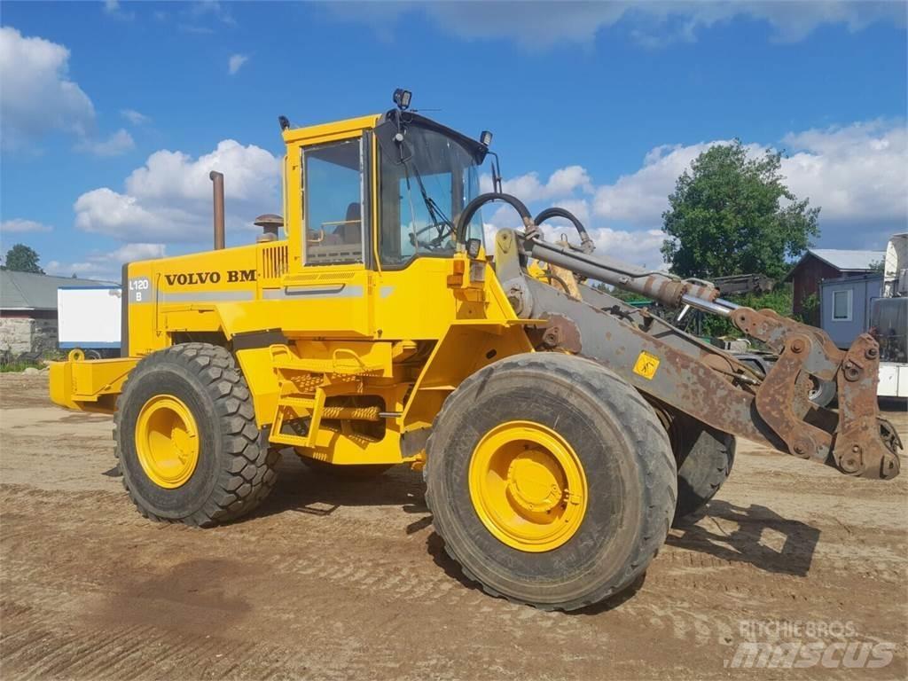 Volvo BM 120B Rataslaadurid