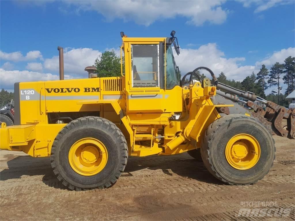 Volvo BM 120B Rataslaadurid