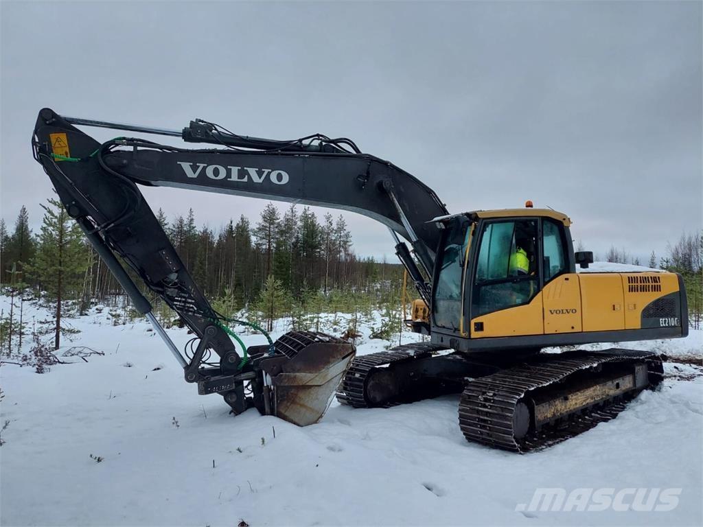 Volvo EC 210 CL Roomikekskavaatorid