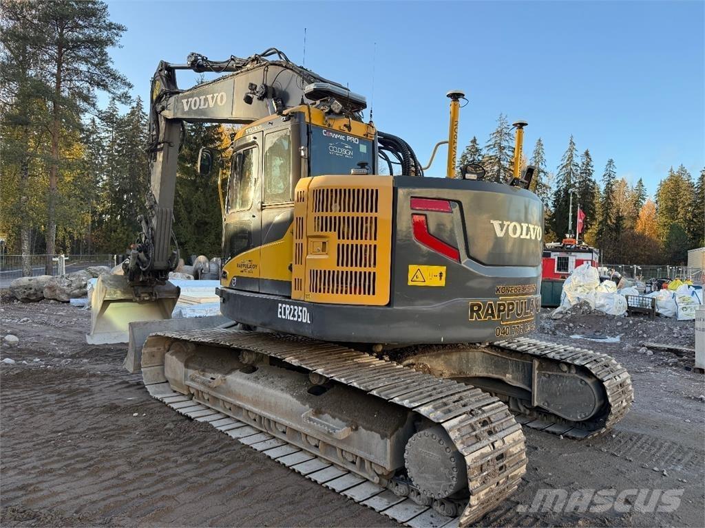 Volvo ECR235DL Roomikekskavaatorid