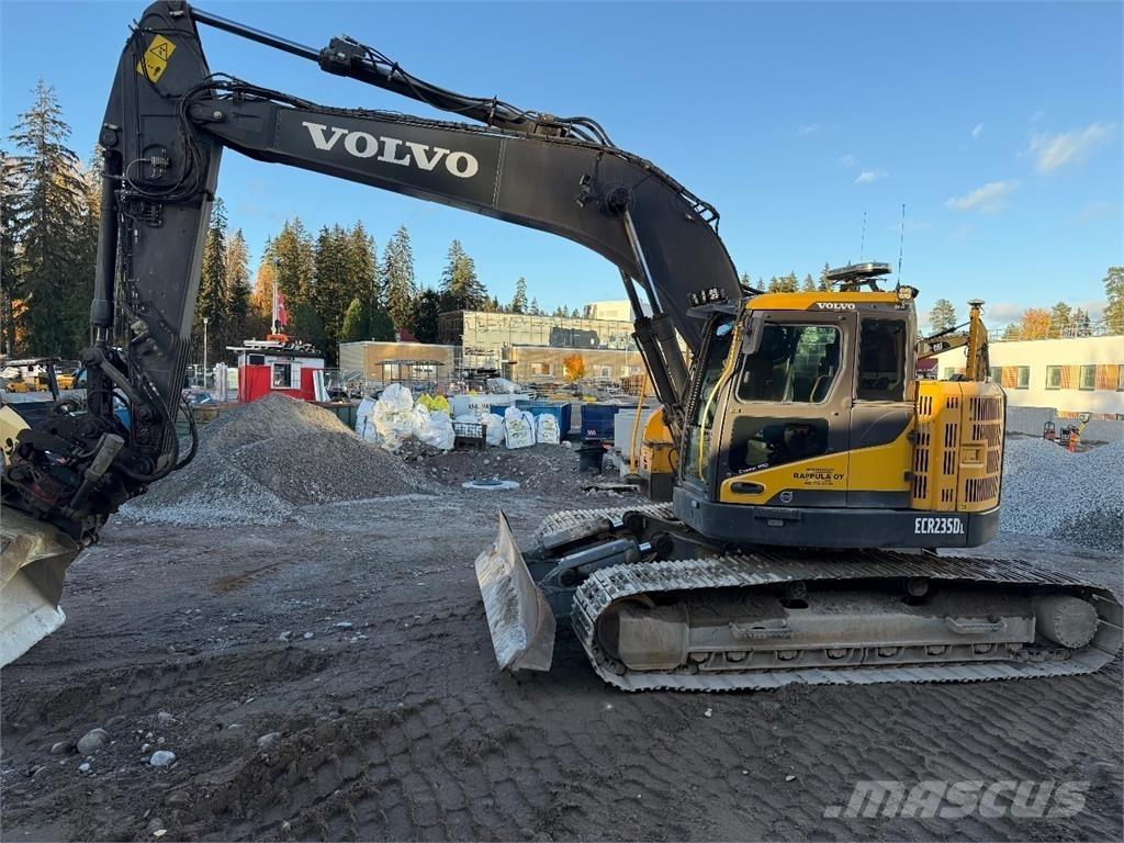 Volvo ECR235DL Roomikekskavaatorid
