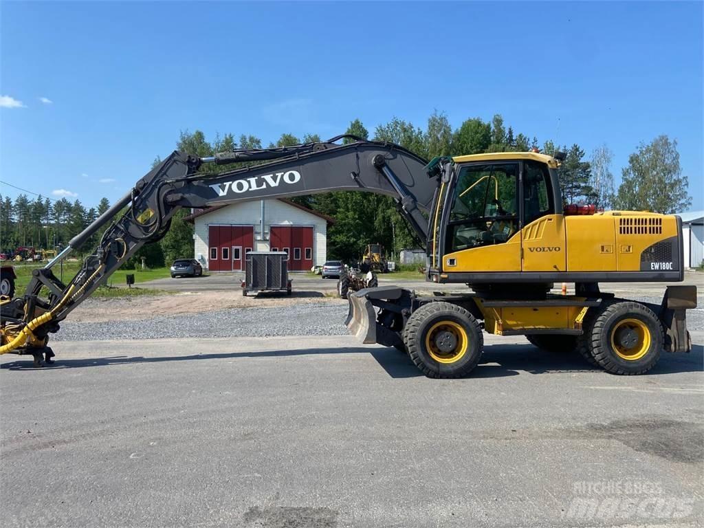 Volvo EW 180 C Ratasekskavaatorid