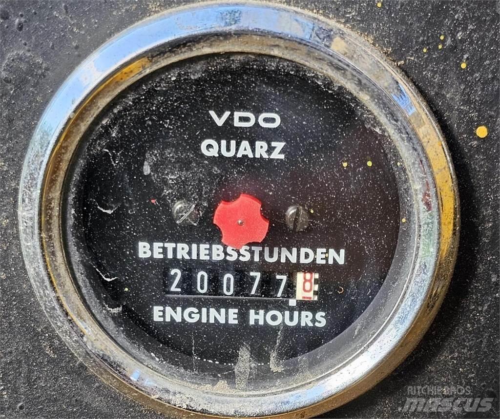 Volvo EW 200 Ratasekskavaatorid