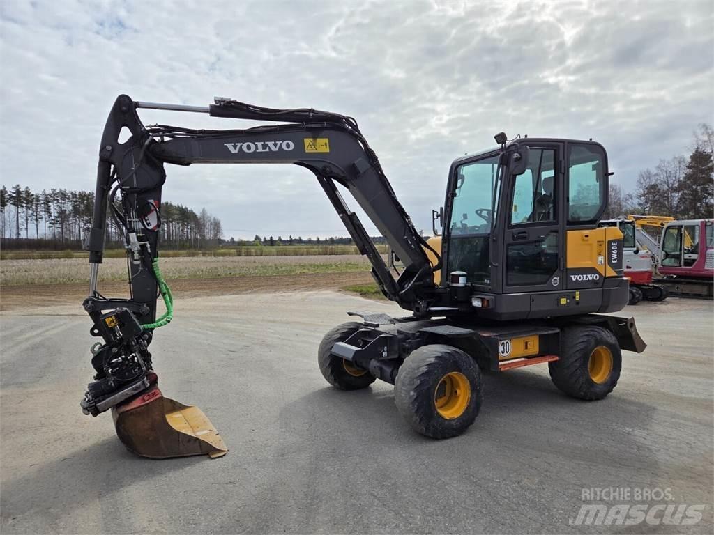 Volvo EW60E Ratasekskavaatorid