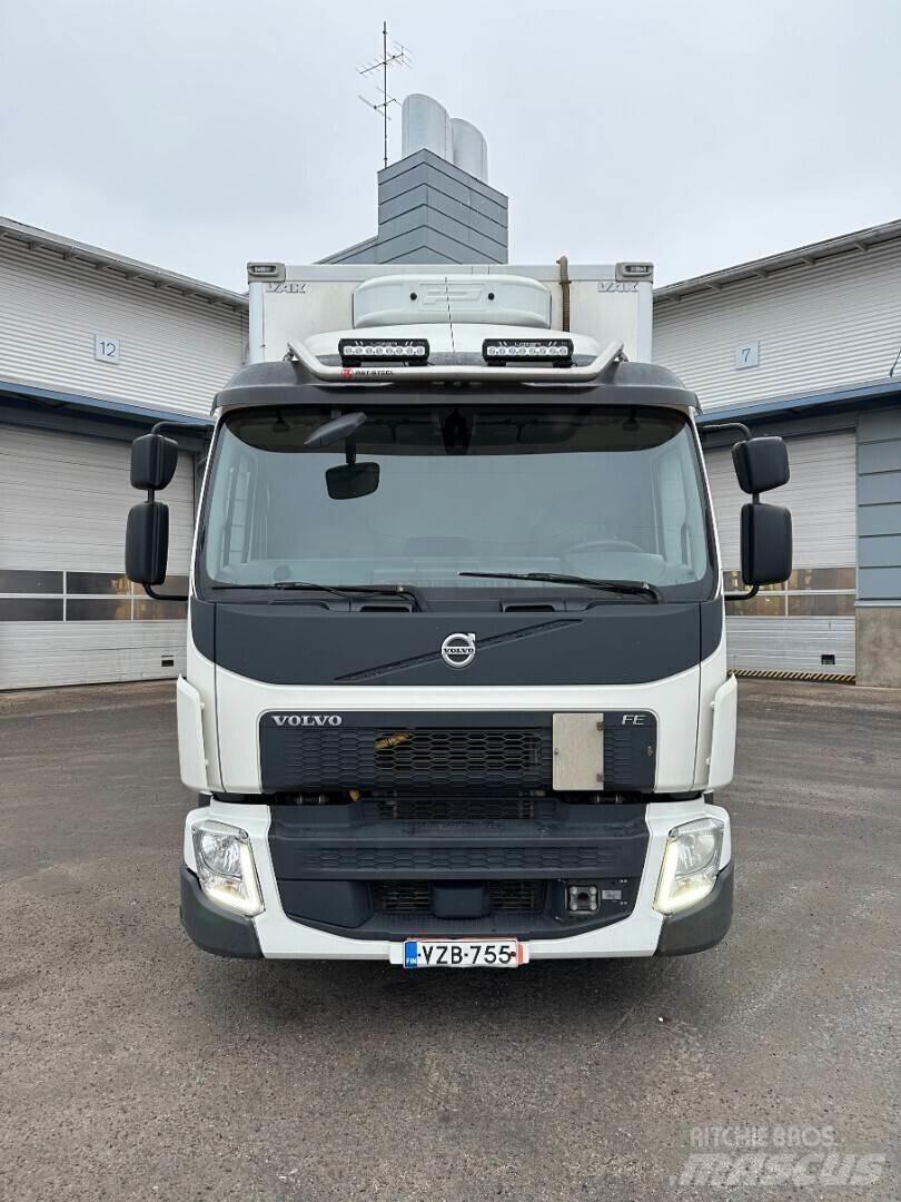 Volvo FE320 4x2 Furgoonautod