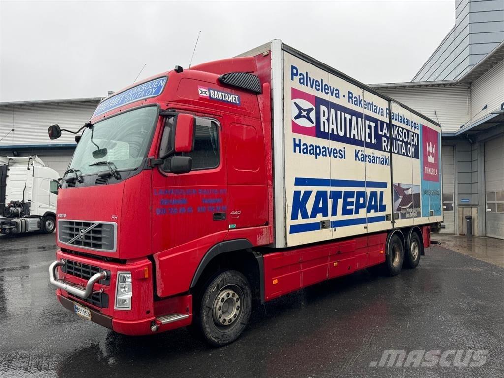 Volvo FH 440 6x2 Furgoonautod