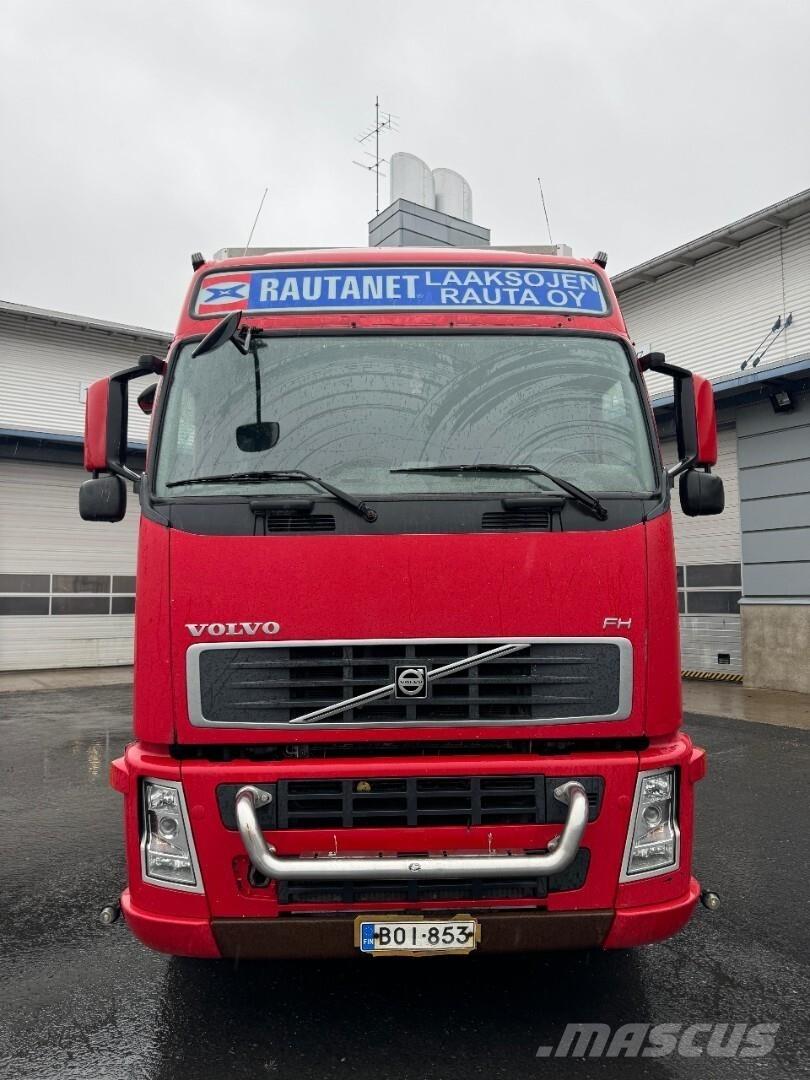 Volvo FH 440 6x2 Furgoonautod