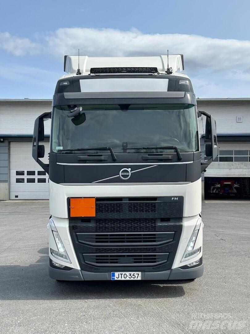 Volvo FH500TC 6x4 Sadulveokid