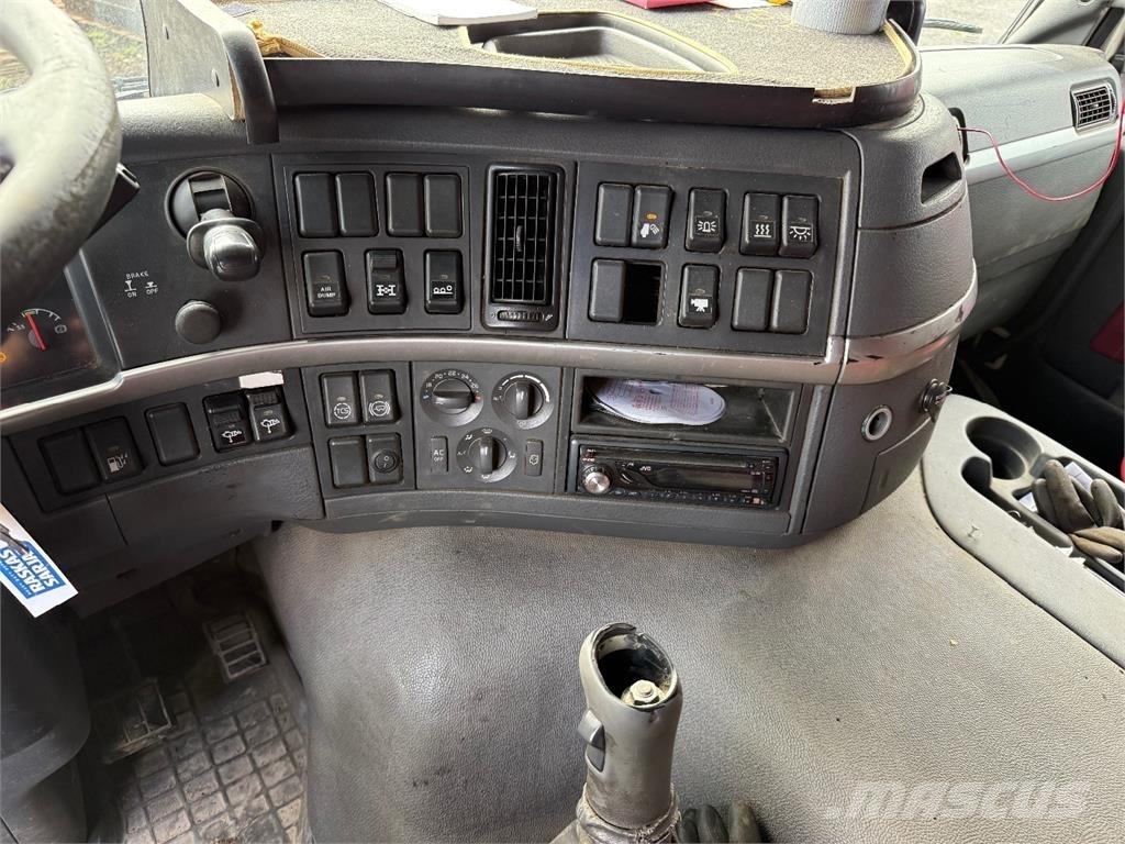 Volvo FM 12 8x4 Konksliftveokid