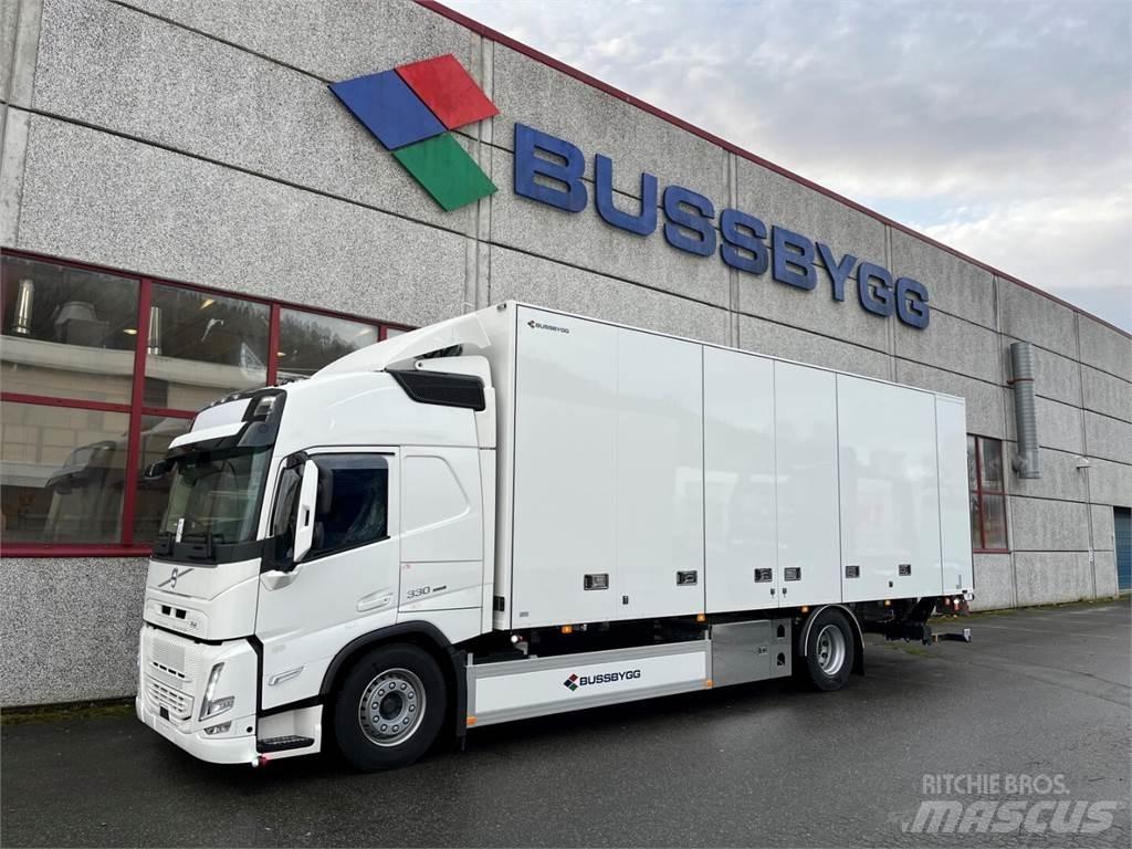 Volvo FM330 4x2 Furgoonautod