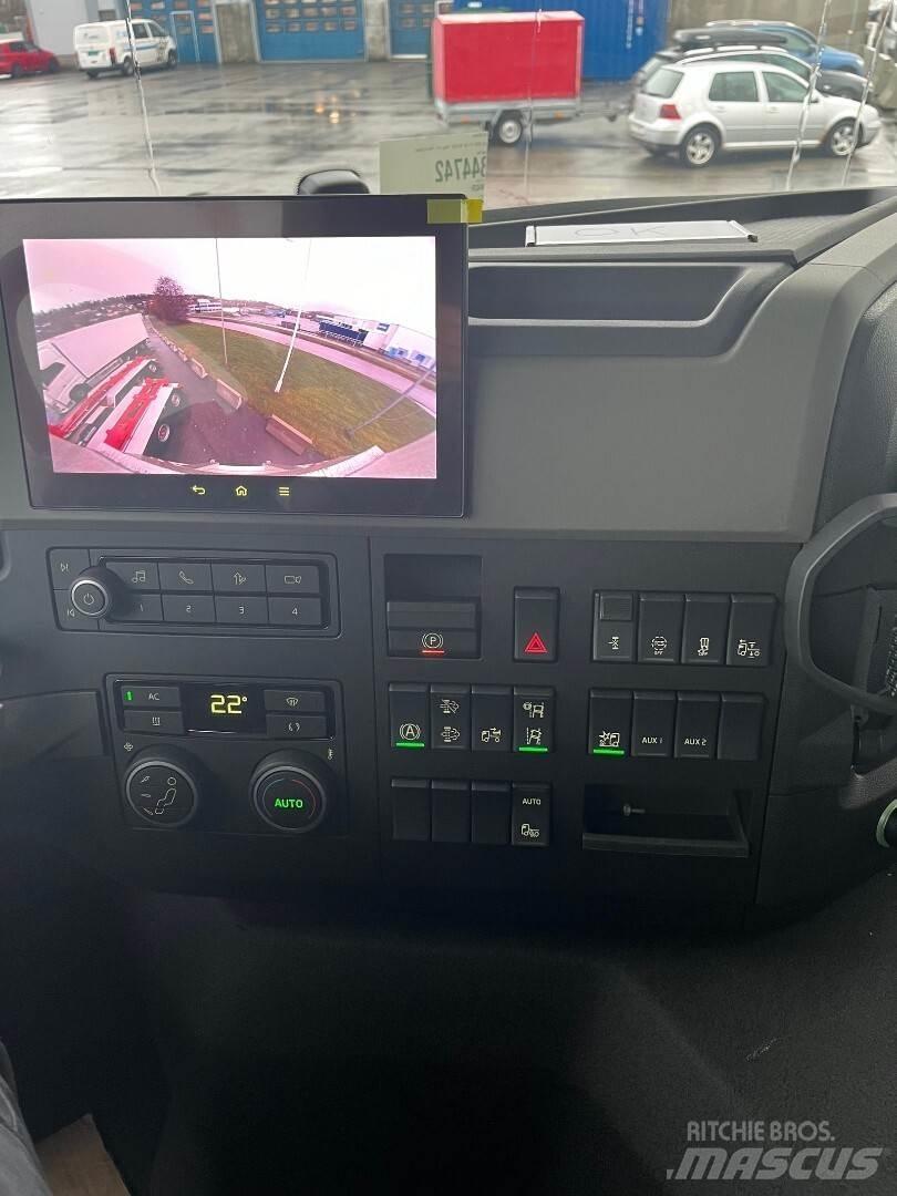 Volvo FM330 4x2 Furgoonautod