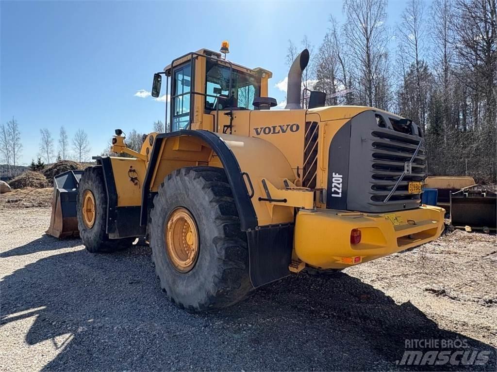 Volvo L 220 F Rataslaadurid