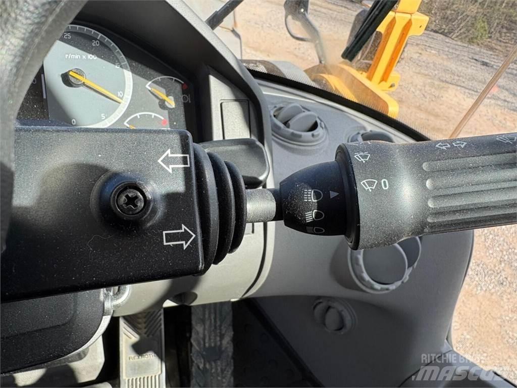 Volvo L 220 H Rataslaadurid