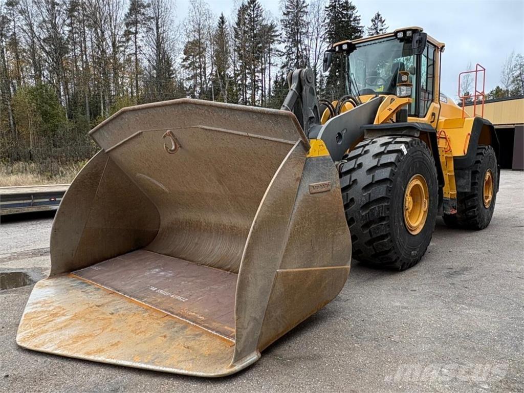 Volvo L 220 H Rataslaadurid