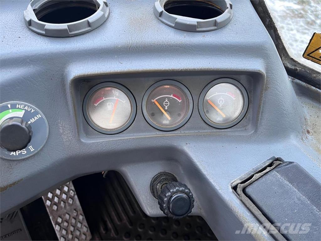 Volvo L120C Rataslaadurid