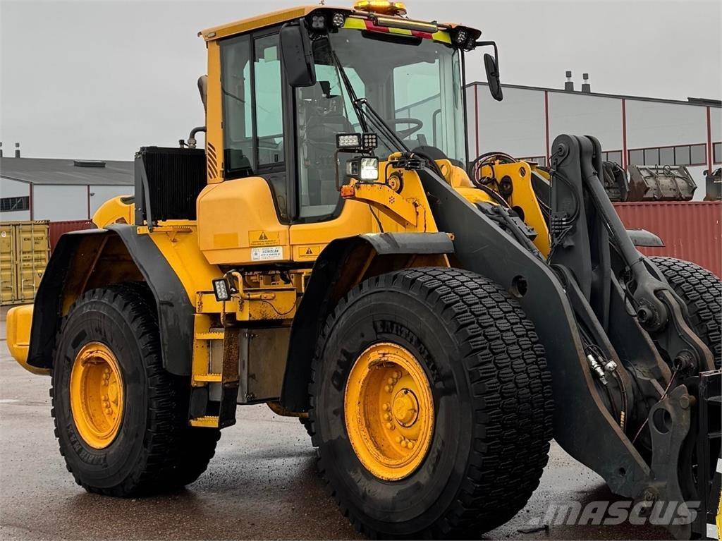 Volvo L120F Rataslaadurid