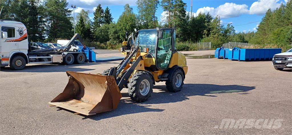 Volvo L25B-P Rataslaadurid