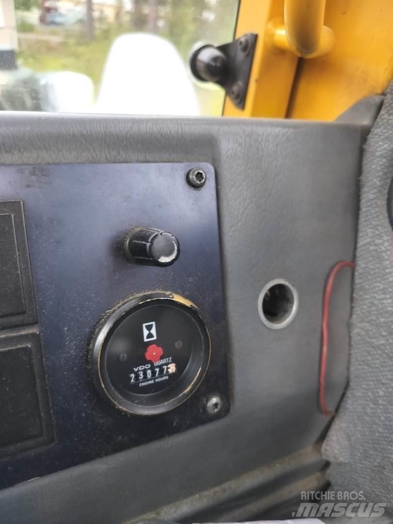 Volvo L70C Rataslaadurid